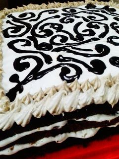 Foto resep Black forest ice cream cake
