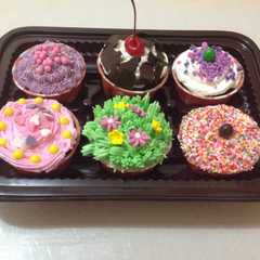 รูปของ Cup Cake Coklat hias