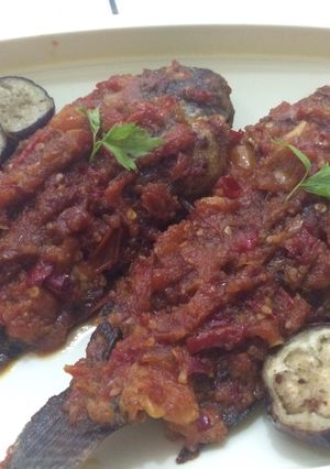 Foto resep ikan nila sambal merah cocol terong