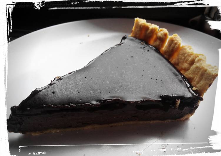  Resep  Pie  coklat  mewah menggoda oleh Ira Bahar Cookpad