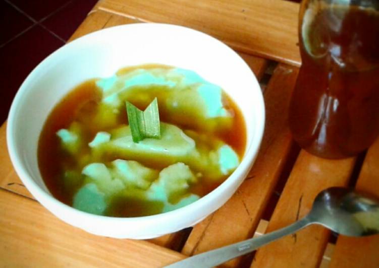 Bubur Sumsum Pandan Kuah Tangguli