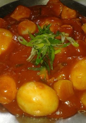 Foto resep Tteokbokki Express (Hot and spicy rice cake / 떡볶이)