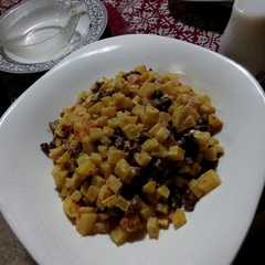 A picture of Sambal Goreng Kentang .