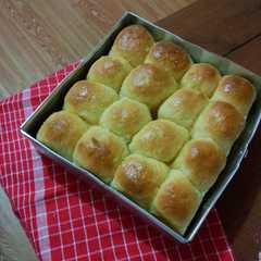 Roti Kentang Empuk (Potato Buns) রেসিপির প্রধান ছবি