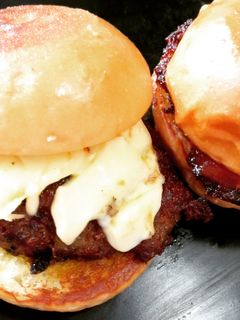 Foto resep melted cheese burger homemade