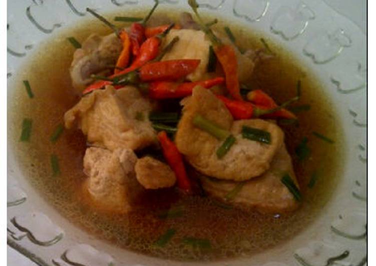 Resep Semur Ayam Cabai Rawit  oleh Ny Rio Alviro Cookpad