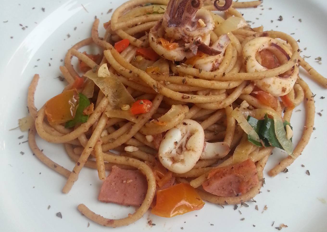 Whole wheat pasta with seafood and veggies