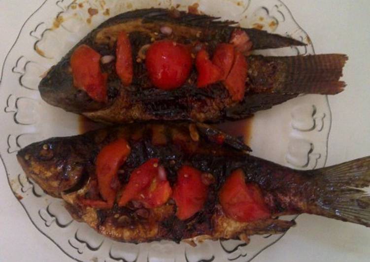 Resep Nila Bakar Sambel Kecap yang Enak