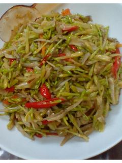 Foto resep Oseng bunga pepaya + teri