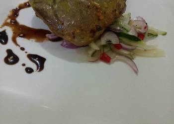 How to Cook Yummy Roasted beef heart with cucumber salad and garlic soy reduc