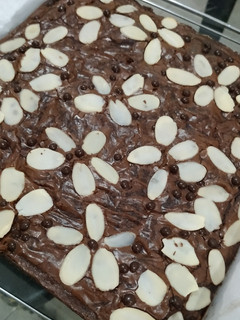 Foto resep Brownies Shiny Crust ala Dapur Bunga