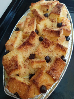 Foto resep Bread Pudding with Custard Sauce