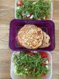 Ricotta-Puffer mit Salat