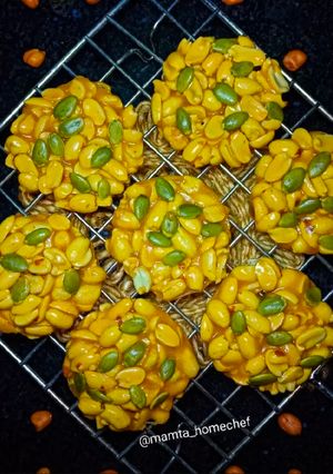 A picture of Peanuts Chikki.