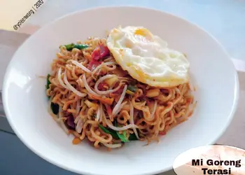 Cara Memasak Cepat Mi Goreng Terasi Praktis Enak