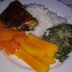 A picture of Steamed carrots and butternut.