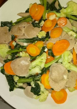 Foto resep Capcay Bakso Sederhana