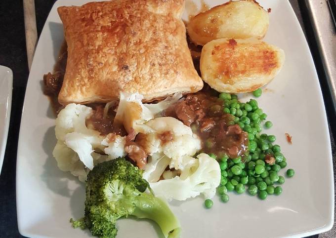 Steps to Prepare Any-night-of-the-week Slow cooked beef &amp; kidney pie (the cheating way)