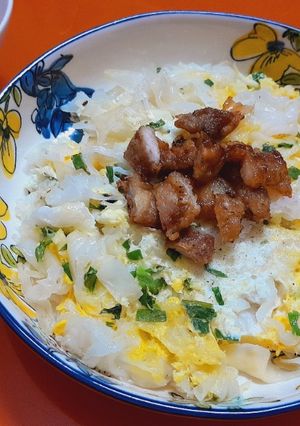 Hình của món Bánh phở chiên trứng.