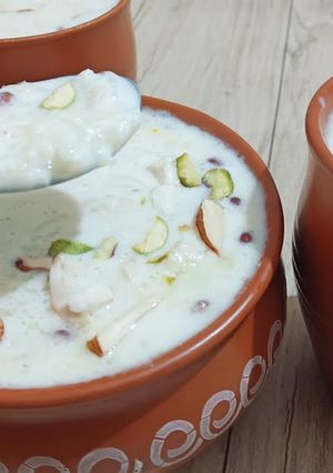 A picture of Rice Kheer / Indian Rice Pudding.