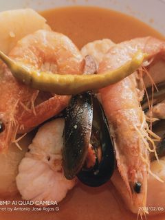 Una foto de Rape con romesco