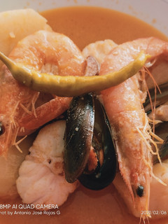 Una foto de Rape con romesco