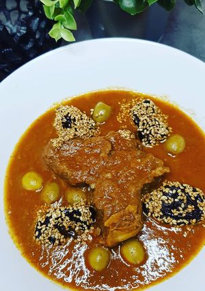 Une photo de Tajine veau aux pruneaux au thermomix tm6