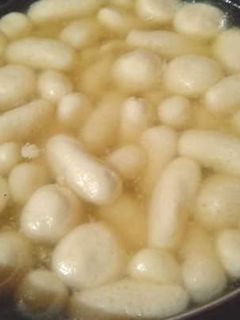 কোলকাতার রসগোল্লা (kolkatar rasogolla recipe in Bengali) রেসিপির প্রধান ছবি