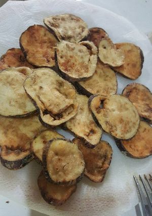 Una foto de Torrejitas de berenjena - Botanas/bocadillos