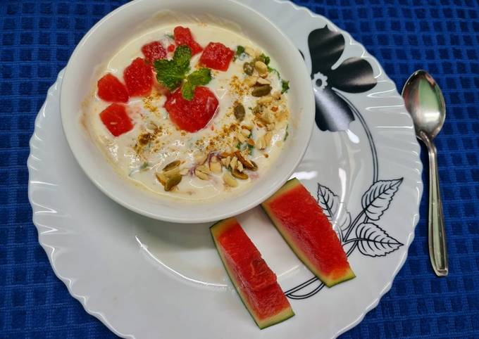 Watermelon Dishes :तपती गर्मी से पाना चाहते हैं राहत,तरबूज से बने इन पकवानों का सेवन, शरीर को मिलेगी ठंडक 12 watermelon raita recipe main photo