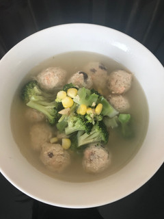 Foto resep Soup Bola Ayam Salmon