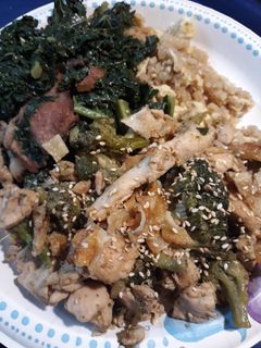 A picture of Sesame Honey Chicken.