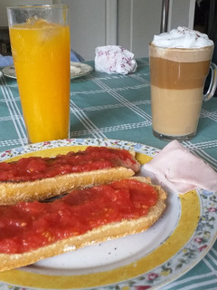 Una foto de Desayuno rico y saludable