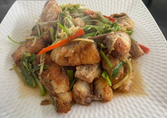 Simple Way to Make Any-night-of-the-week Stir-Fried Sea Bass with Chinese Celery