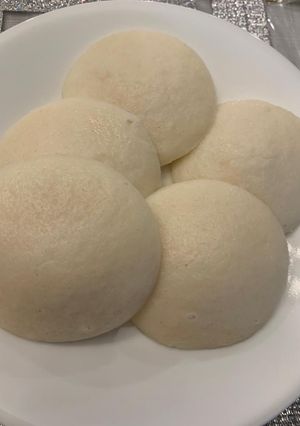 ઈડલી સાંભાર (Idli Sambhar Recipe In Gujarati) રેસીપી મુખ્ય ફોટો
