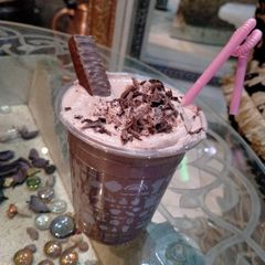 A picture of Chocolate shake.