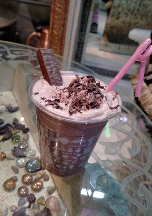 A picture of Chocolate shake.