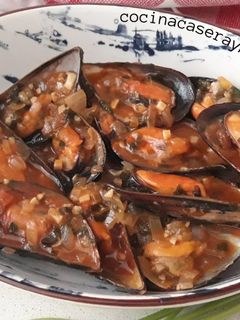 Una foto de Mejillones a la marinera