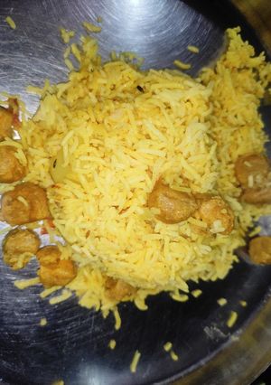 सोयाबीन बड़ी पुलाव(soyabean badi pulao recipe in hindi) रेसिपी मुख्य फोटो