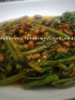 Foto resep Tumis Kangkung Terasi