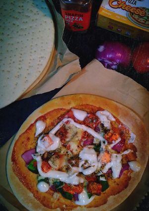 পনির তন্দুরি পিজ্জা (paneer tanfuri pizza recipe in Bengali) রেসিপির প্রধান ছবি
