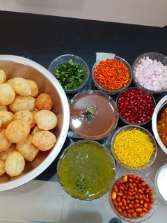 પાણીપુરી (Panipuri REcipe In Gujarati) રેસીપી મુખ્ય ફોટો