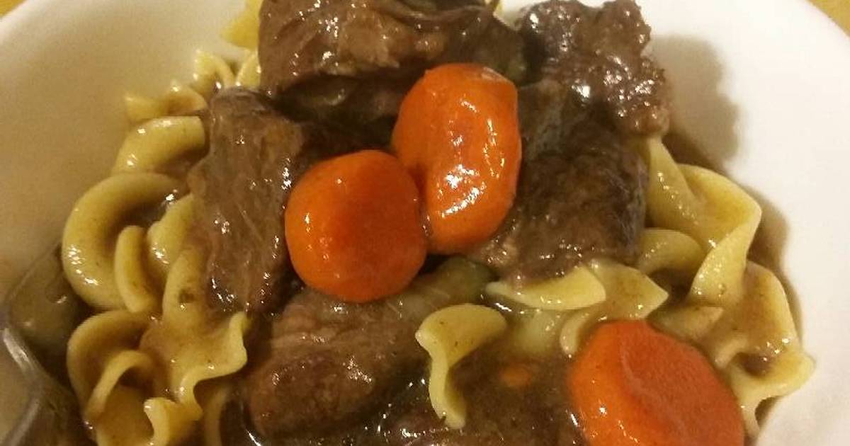 Pressure Cooker Beef with Noodles Recipe by StephieCanCook Cookpad