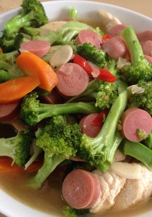 Foto resep Cah brokoli sosis tofu