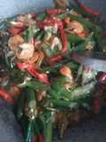 Sayur lompong udang pedas