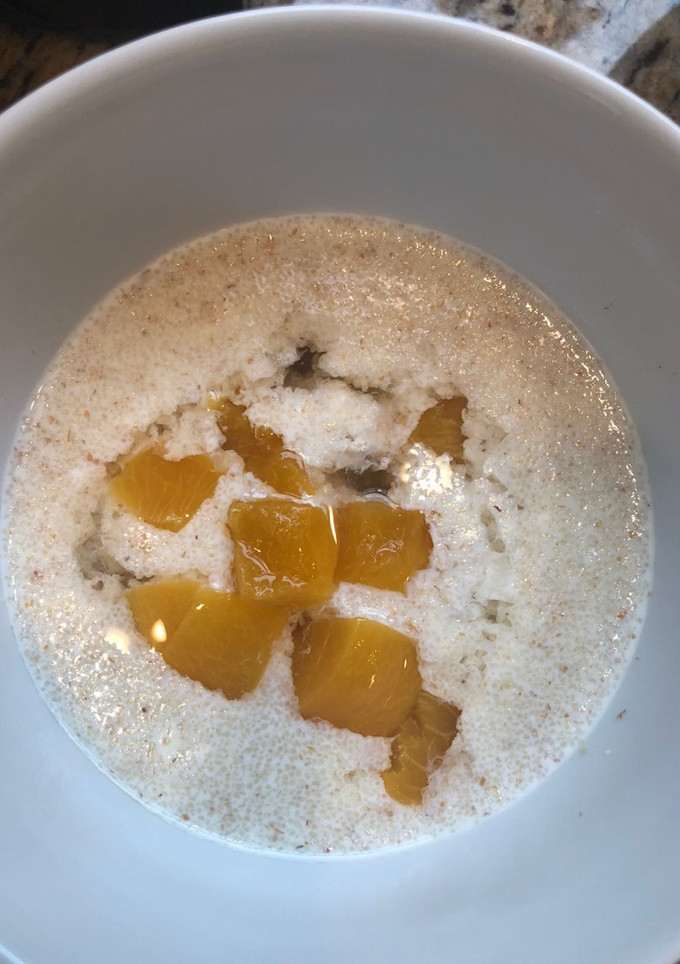 Una foto de Semolina frita con durazno