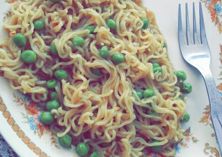 How to Make Ultimate Maggi Matar Masala🍜