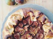 Une photo de tarte aux figues