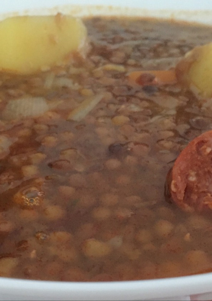Una foto de Lentejas con arroz