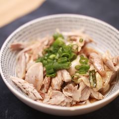 Simple Shredded chicken A picture of Simple Shredded chicken.